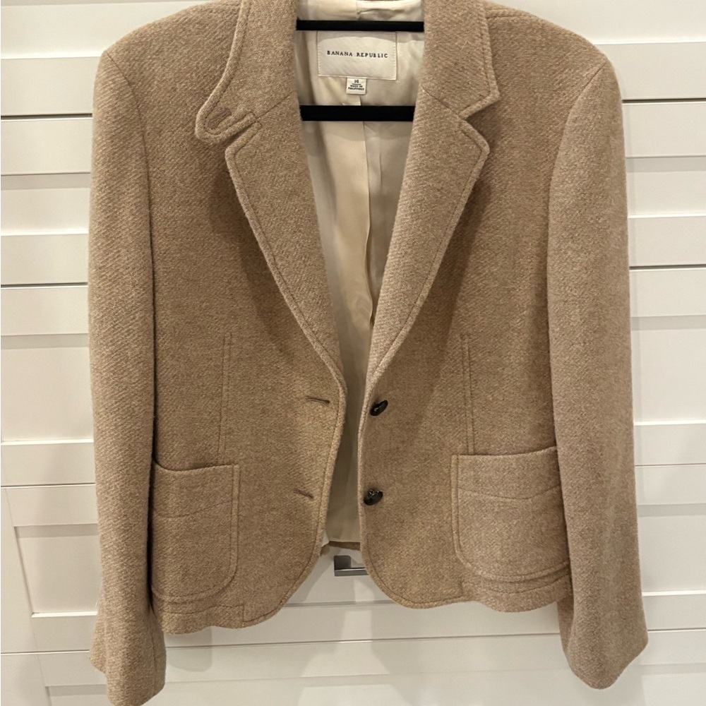 Banana Republic Women's Beige Blazer